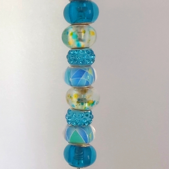 🆕️ Handcrafted Artisan Dragonfly Suncatcher with Blue Hued Glass Beads - Picture 10 of 17